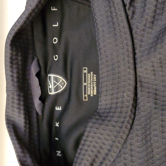 Men's NIKE Golf Shirt - Picture 4 of 7